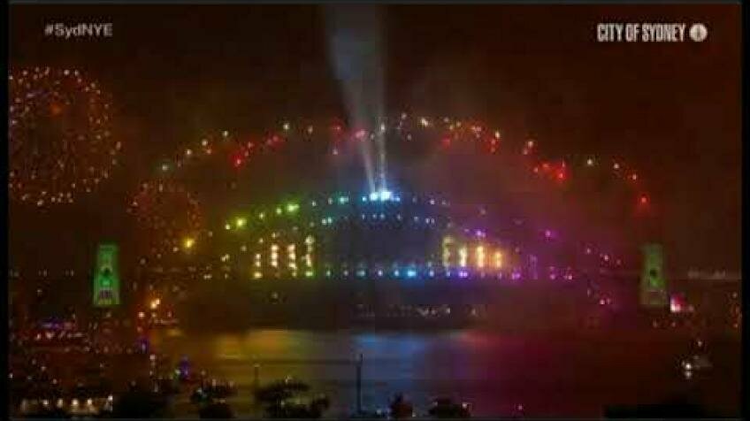 Embedded thumbnail for Con fuegos artificiales Australia recibió el 2020